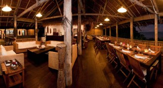 Enjoy dinner sharing stories of the days dive.