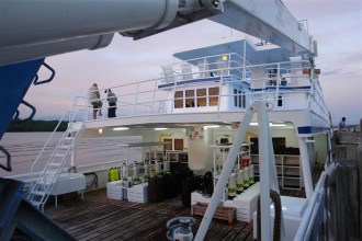 Dive Deck.