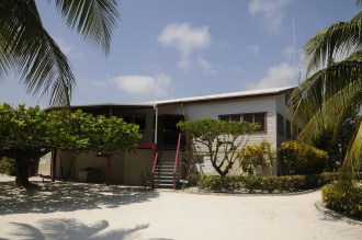 Lodge which houses the bar, restaurant and spa.