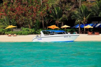 Zeavola Speed Boat used for diving.