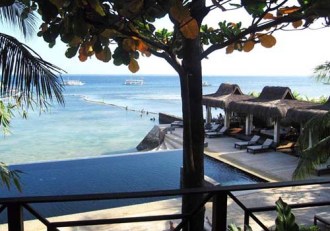 Master Suite view out to the pool and ocean.