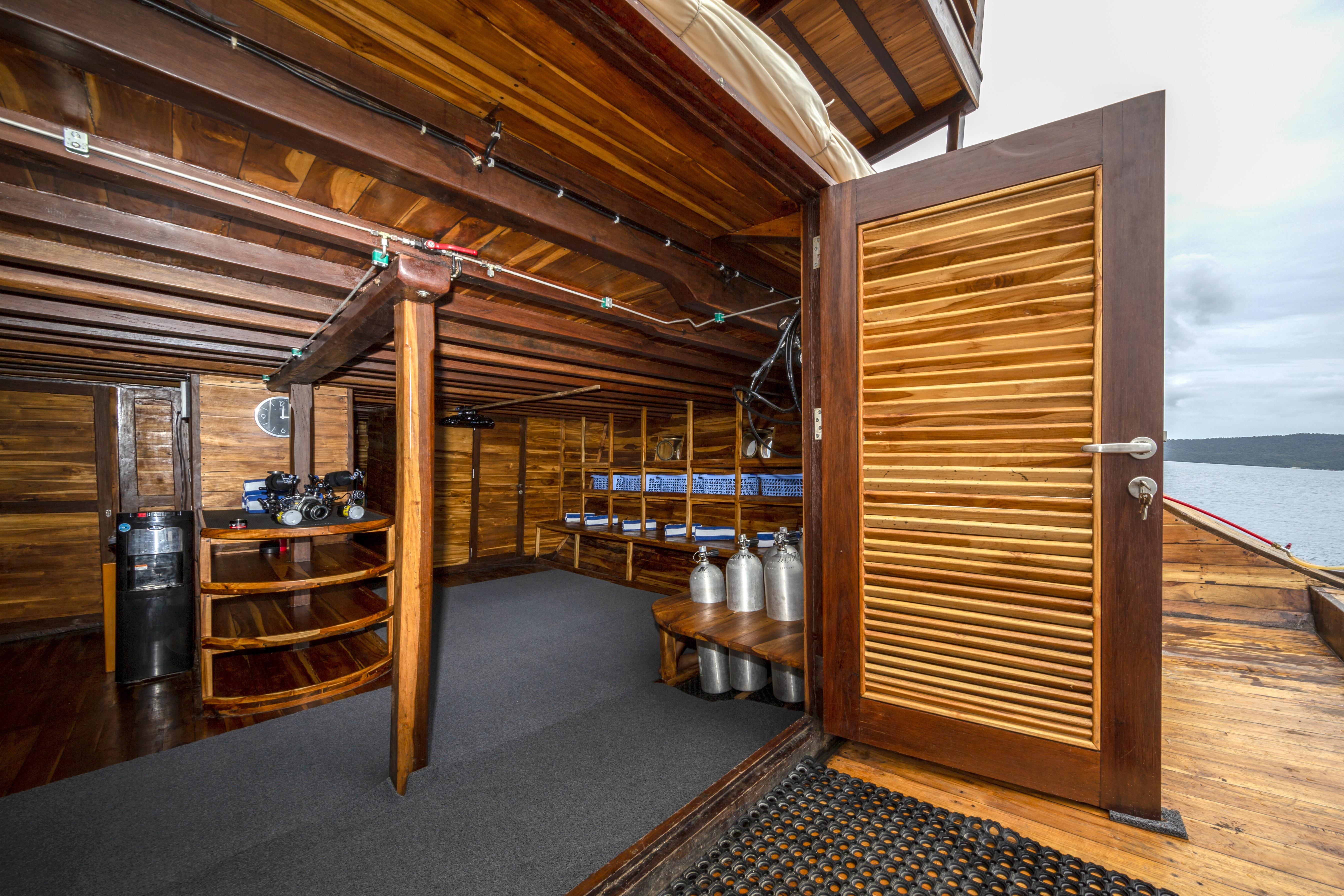 Coralia Liveaboard dive centre 4