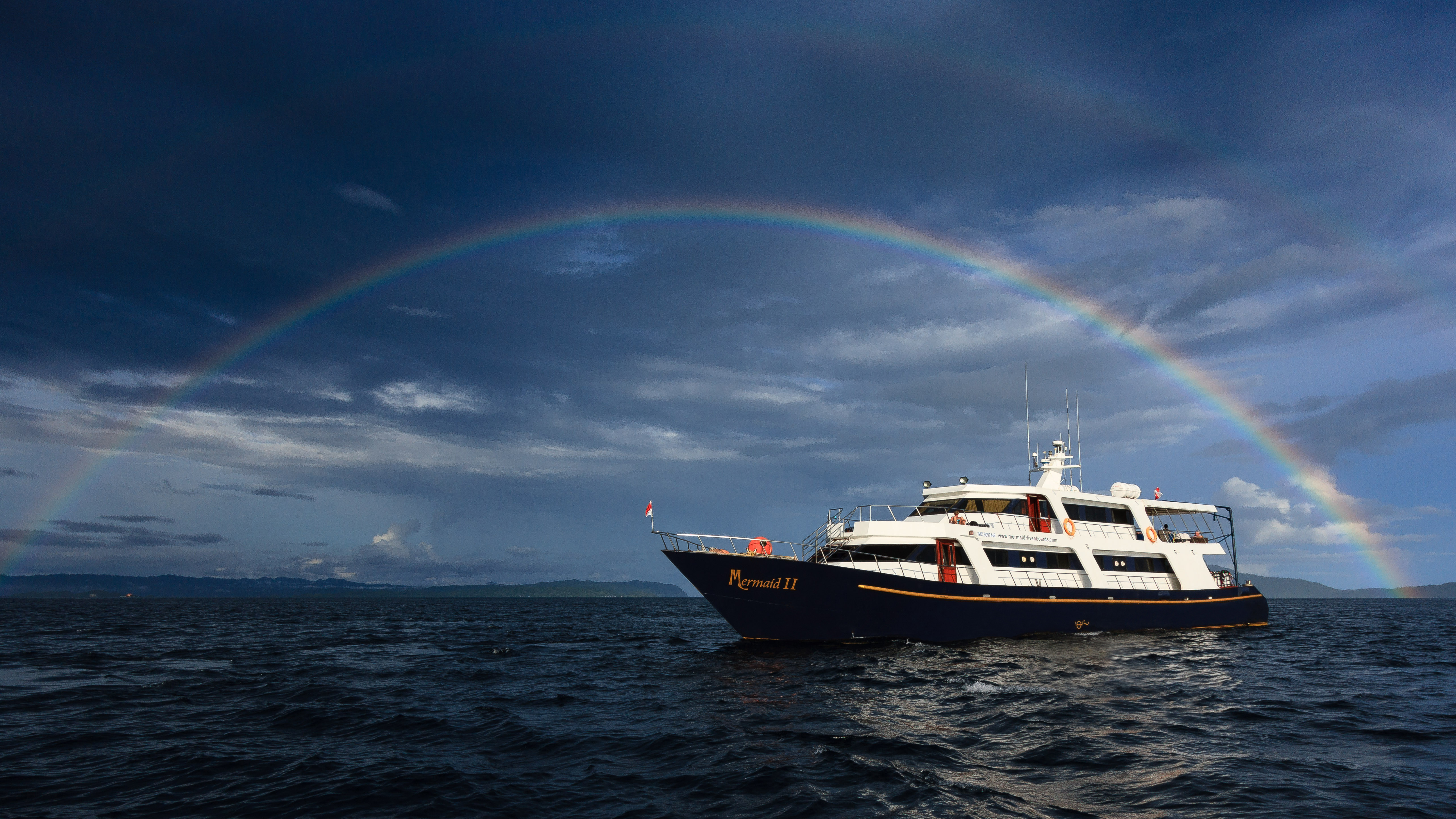 Mermaid II vessel rainbow