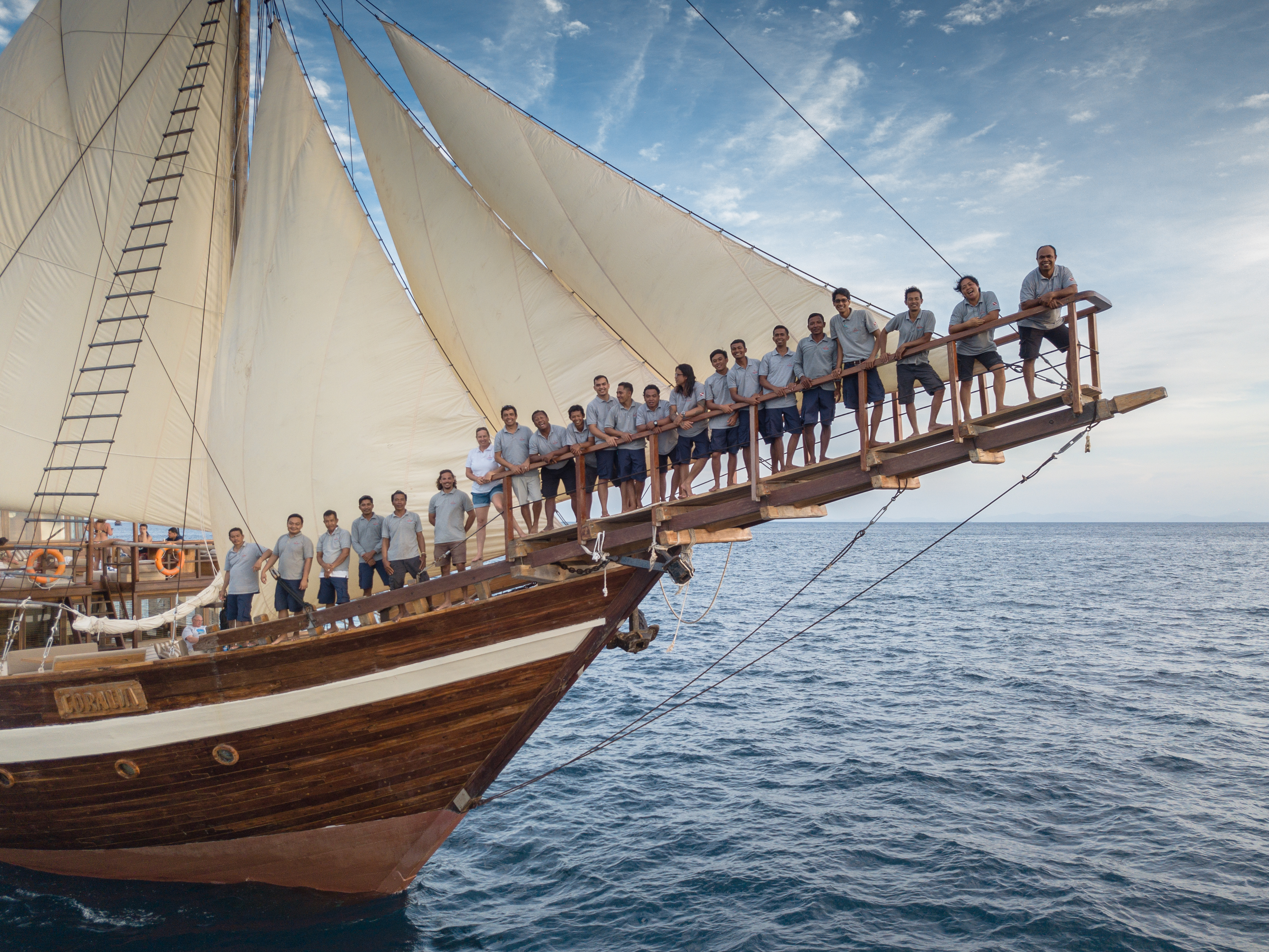 Team - Coralia Liveaboard - by ArtAndWater